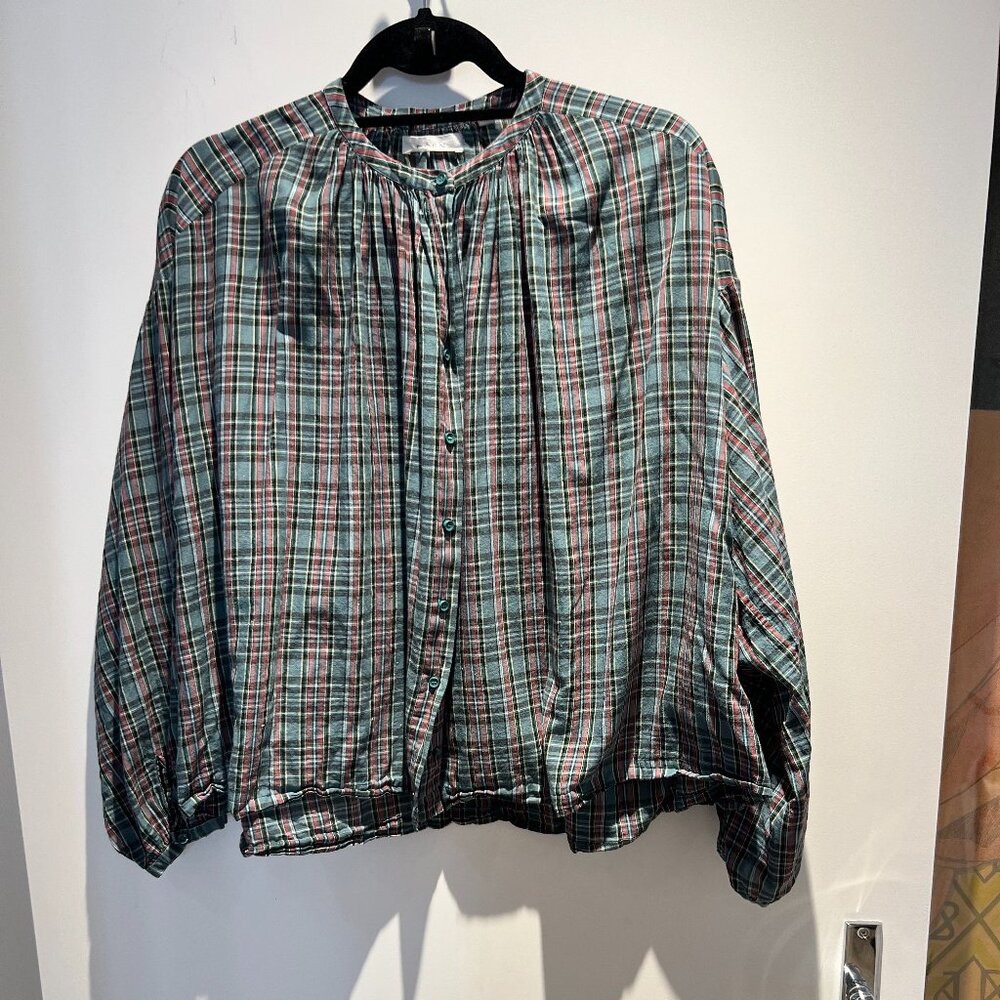 Doen - Cotton plaid top. Colors are Green,burgandy and gray.Size M